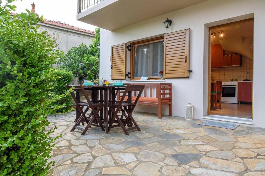 Small House With Garden & View Promirion Exterior foto